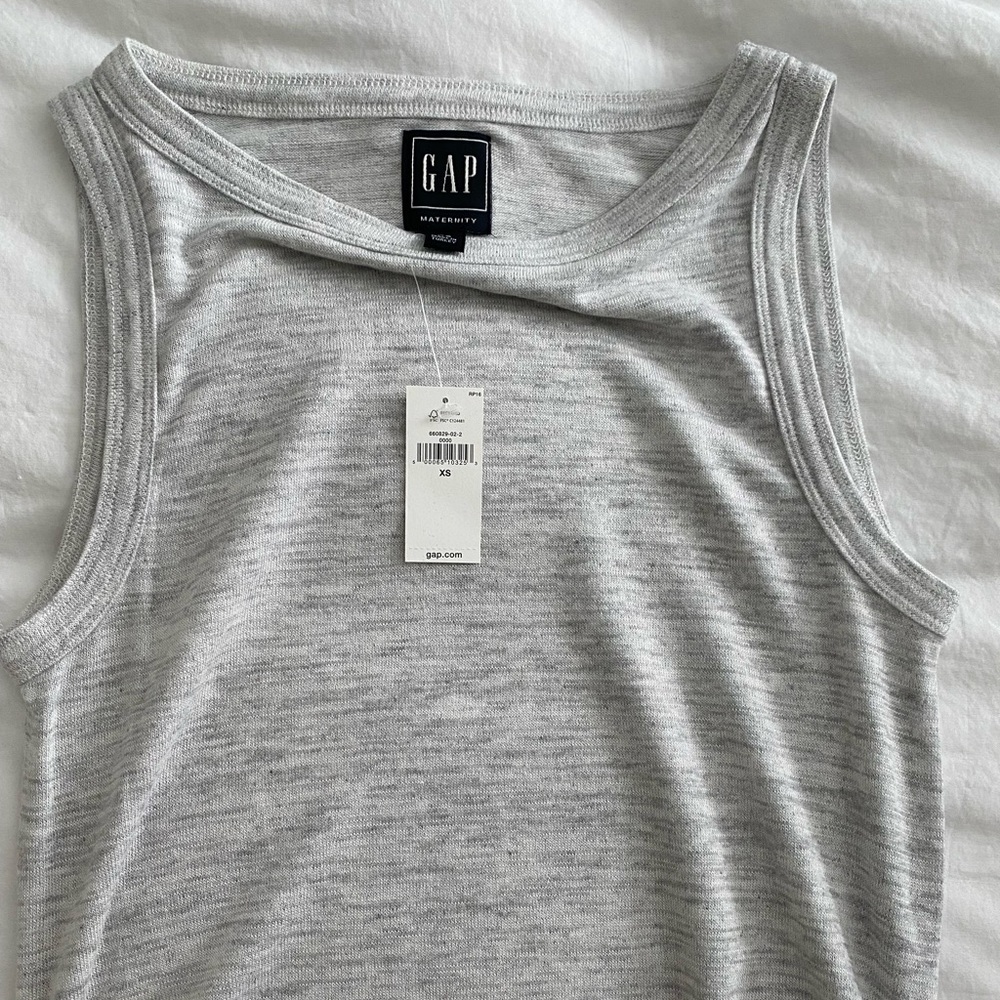 Gap Maternity Tank XS Off Gray